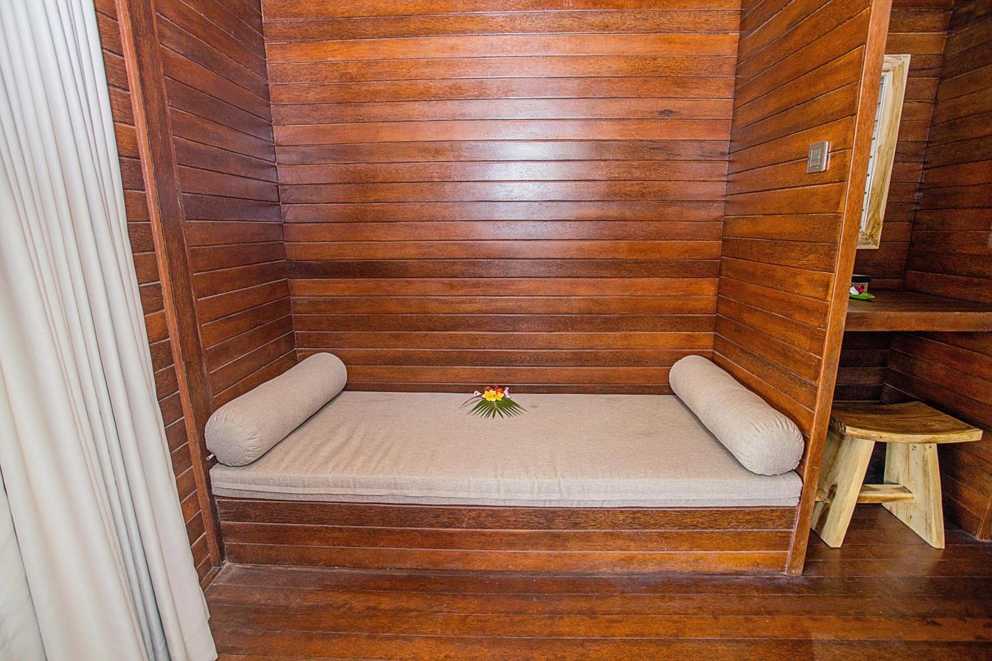 Hotel The Parnas Nusa Lembongan Zewnętrze zdjęcie