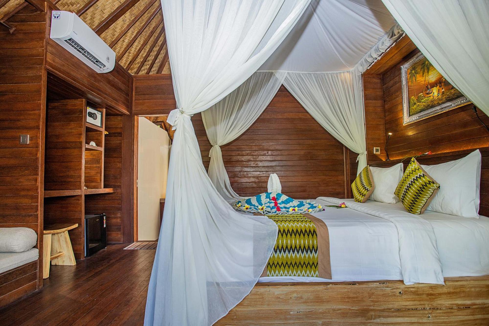 Hotel The Parnas Nusa Lembongan Zewnętrze zdjęcie