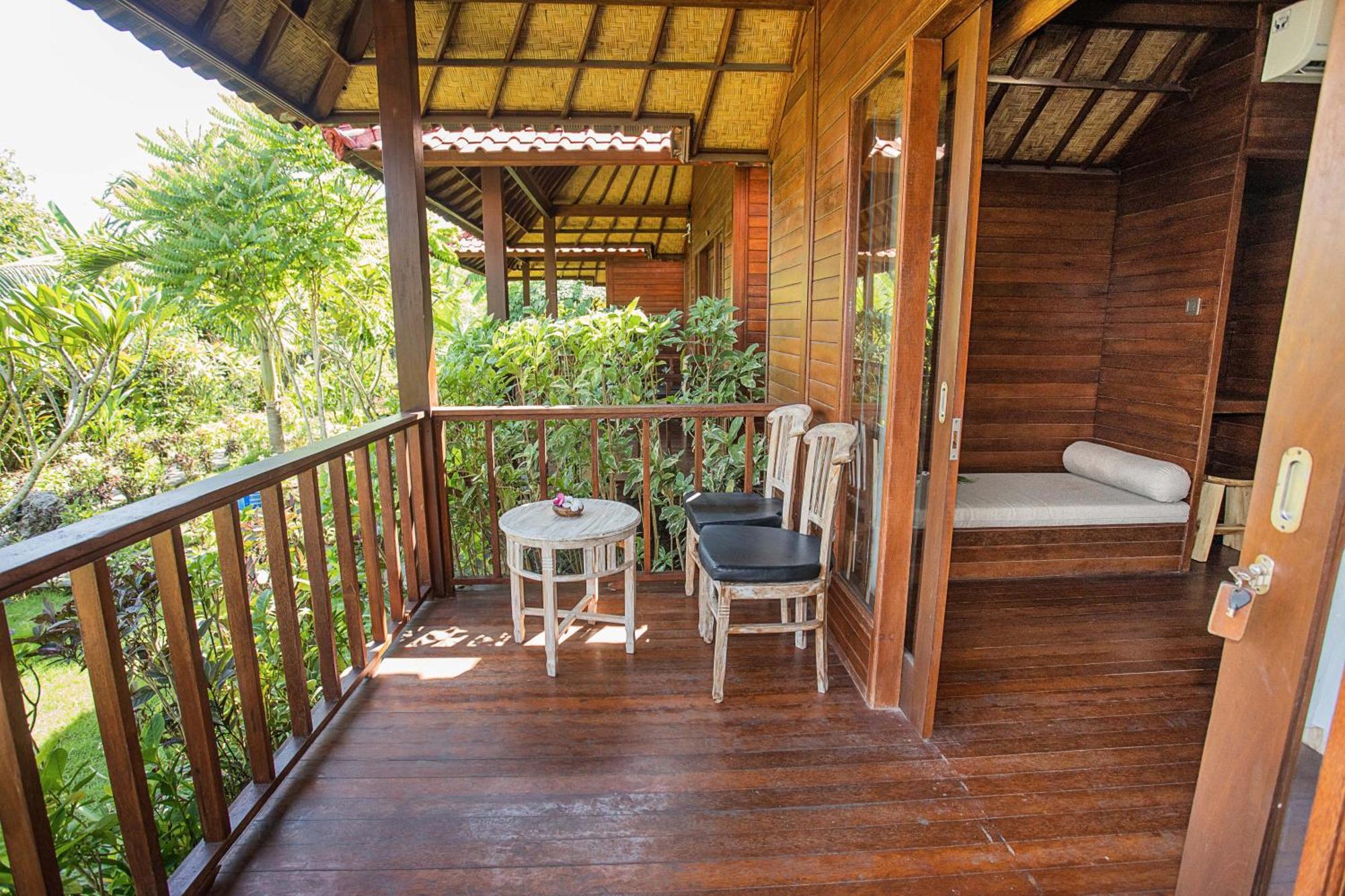 Hotel The Parnas Nusa Lembongan Zewnętrze zdjęcie
