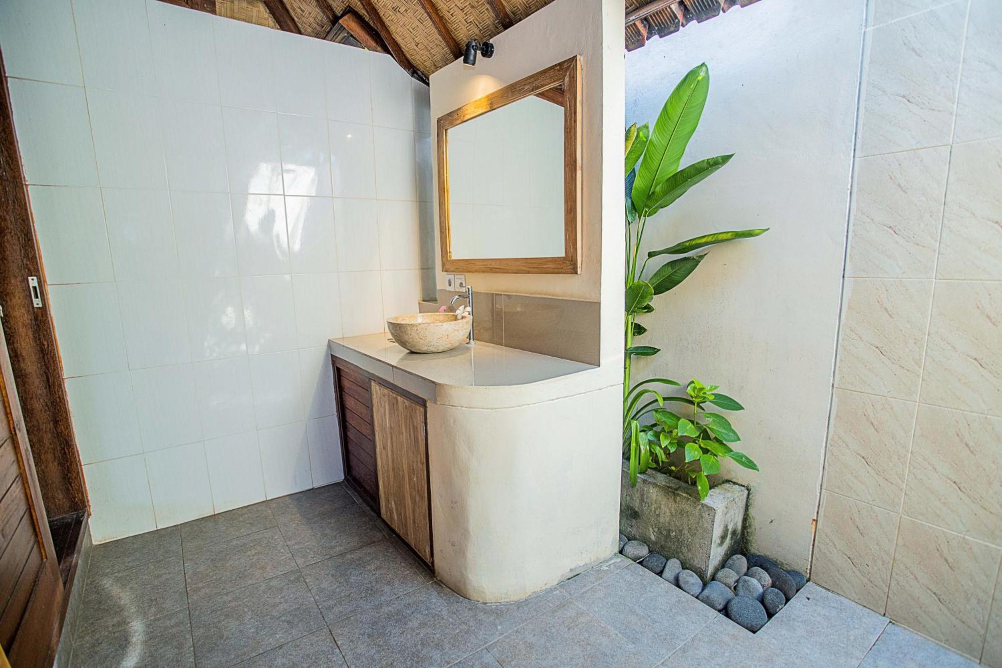 Hotel The Parnas Nusa Lembongan Zewnętrze zdjęcie