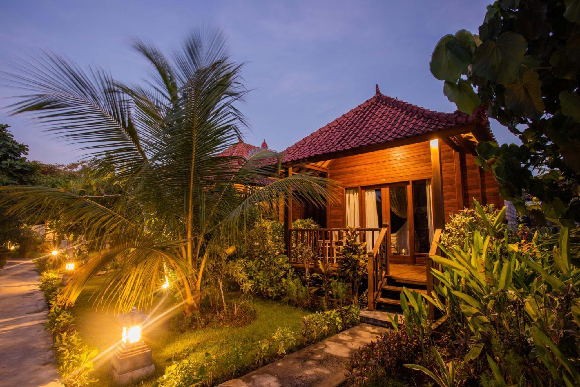 Hotel The Parnas Nusa Lembongan Zewnętrze zdjęcie