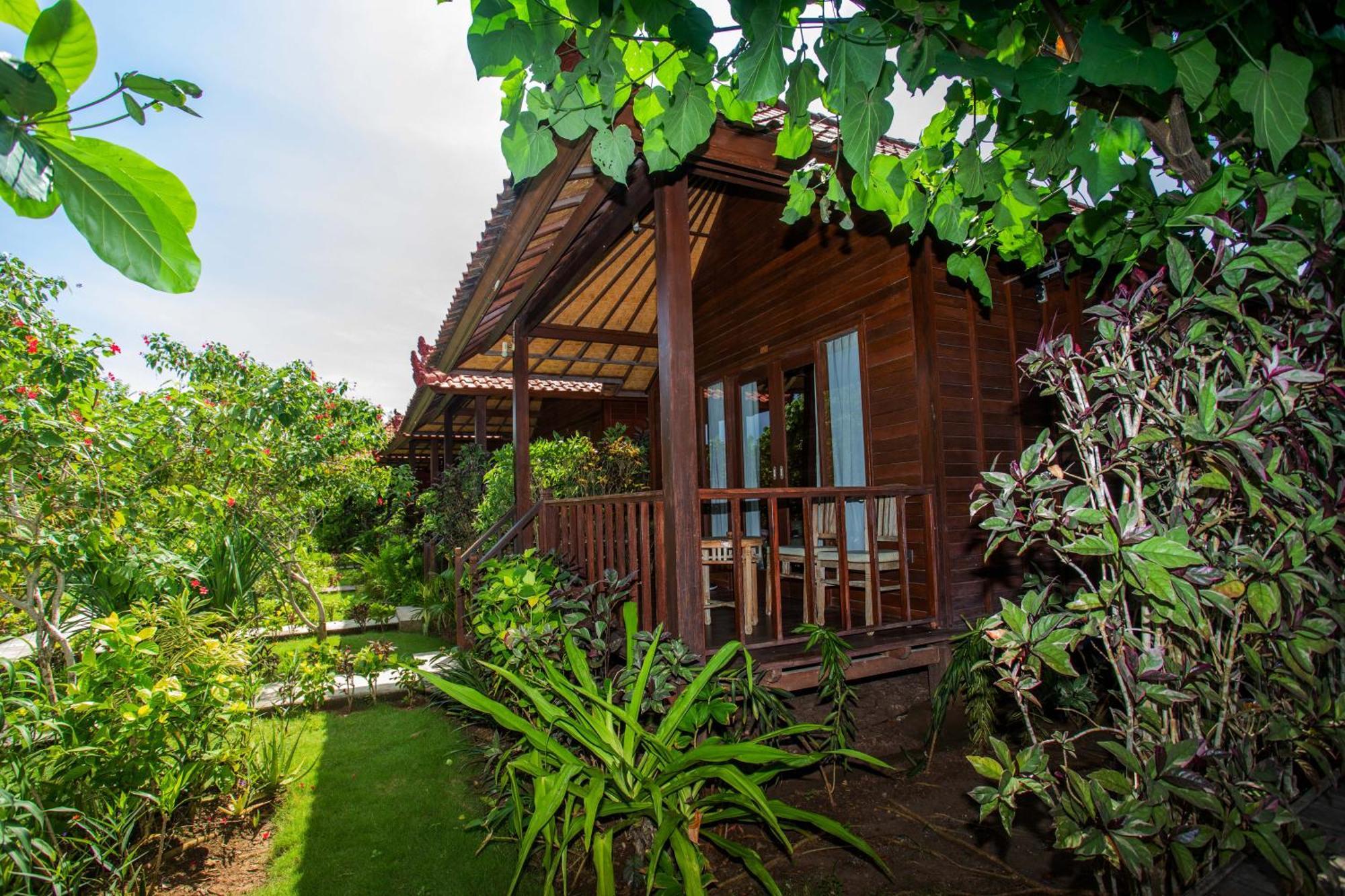 Hotel The Parnas Nusa Lembongan Zewnętrze zdjęcie